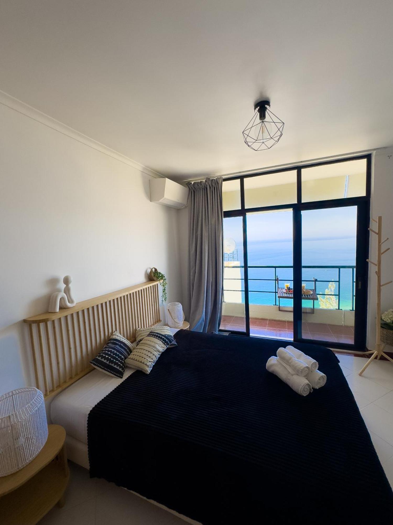 Ferienwohnung Penthouse Ocean View Sesimbra - Parking @Center Exterior foto